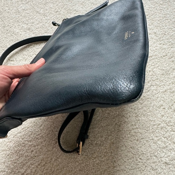 Vintage Classic Fossil Crossbody Bag - Picture 9 of 10